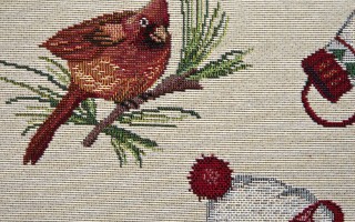 Poszewka dekoracyjna 45x45 cm łyżwy i rękawiczki