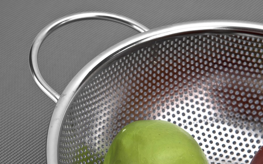 Cedzak nierdzewny 22 cm z podstawą Steel AMBITION