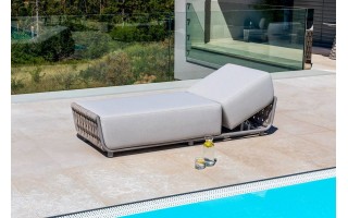 Leżak ogrodowy na balkon HUG szarobeżowy