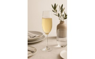 Kieliszek do szampana 260 ml Sarah Waterfall/optyk
