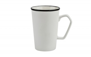 Kubek ceramiczny 420 ml Cream Mat czarny rant