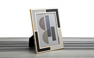 Ramka na zdjęcia 16,5x21,5 cm złota biało-czarna średnia