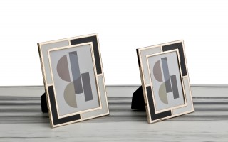 Ramka na zdjęcia 16,5x21,5 cm złota biało-czarna średnia