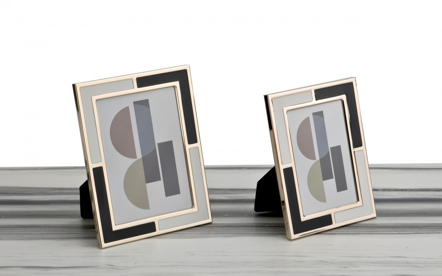 Ramka na zdjęcia 16,5x21,5 cm złota biało-czarna średnia