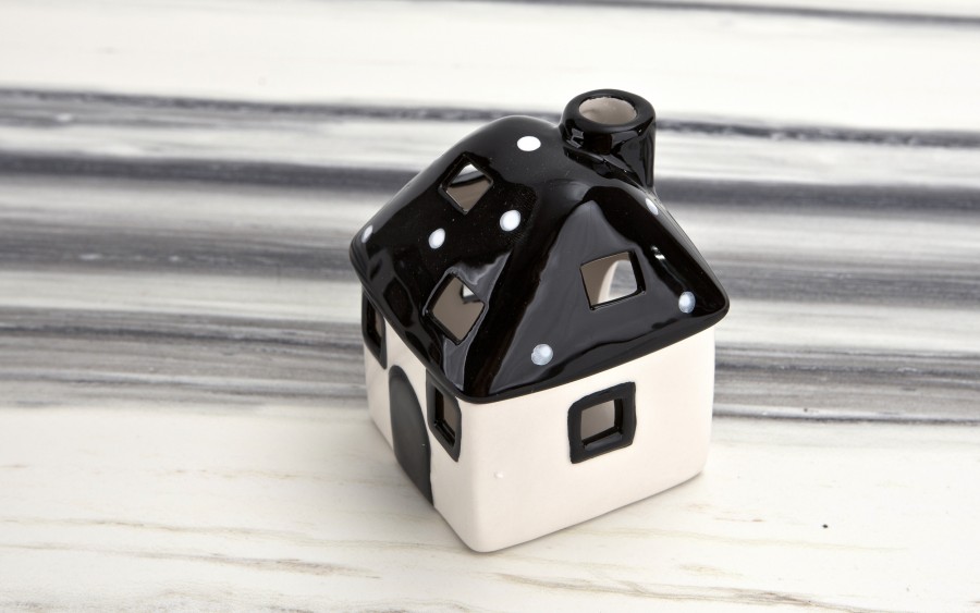 Domek ceramiczny na t-light czarno-biały 11 cm
