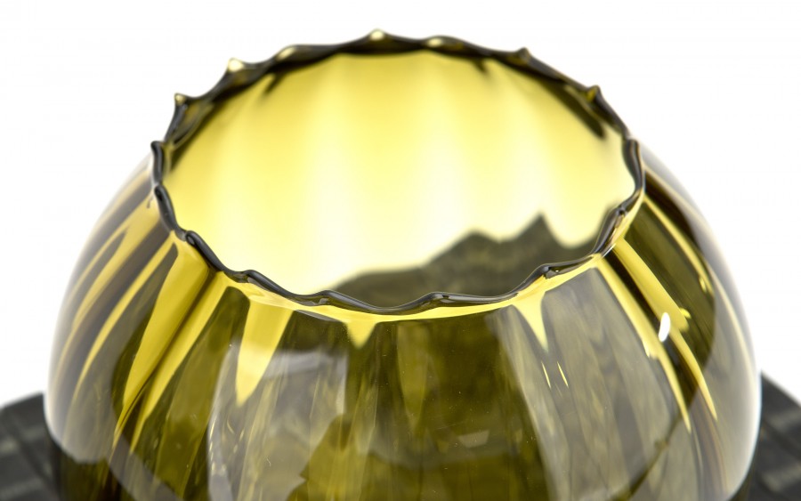 Wazon szklany 15,5 cm optyk oliwka