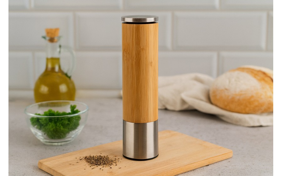 Młynek do przypraw - motyw drewna