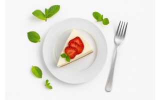 Talerz deserowy płytki 19 cm prążki Stock biały