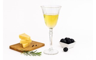 Kieliszek do wina 350 ml Parus Waterfall/optyk