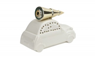 Ozdoba świateczna biały garbus z choinką na dachu 5955