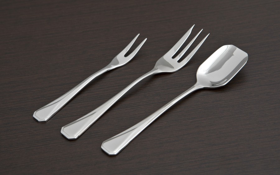 Sztućce Belo 3 w kasecie 12/72 części