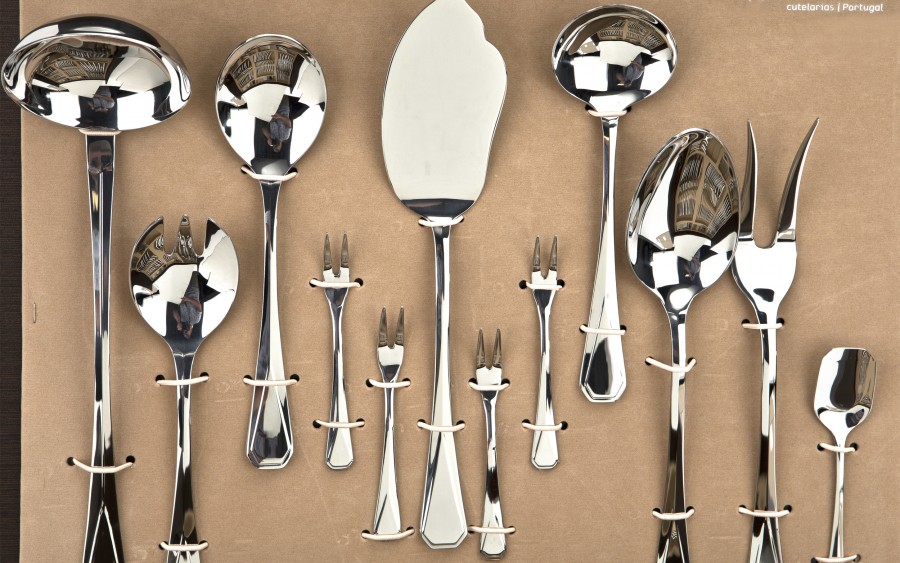 Sztućce Belo 3 w kasecie 12/72 części