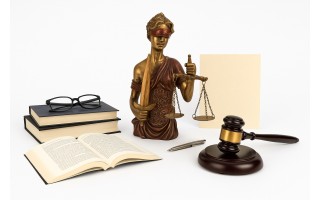 Figurka dekoracyjna Temidy 33cm AP166158