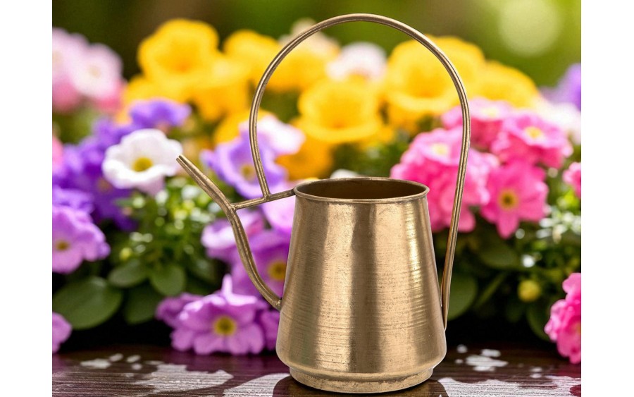 Metalowa konewka złota dekoracja 43x39x21 cm