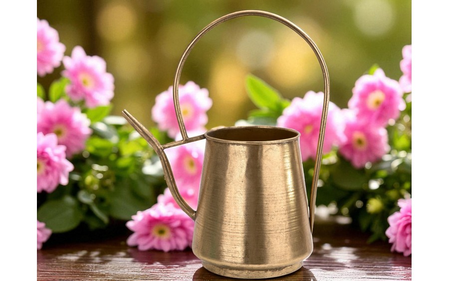 Metalowa konewka złota dekoracja 43x39x21 cm