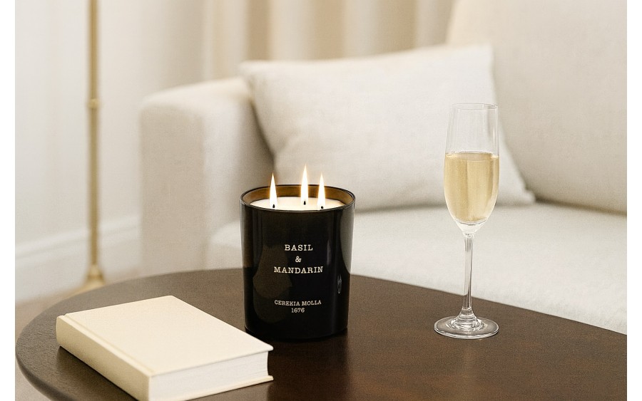 Świeca zapachowa XL 600 gr Basil and Mandarin