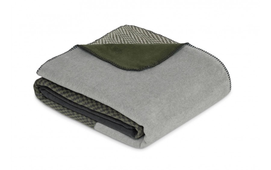 Koc Bugatti 150x200 cm IB2644-780 zielony