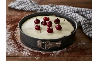 Tortownica 28 cm teflonowa Black Metalic Zenker