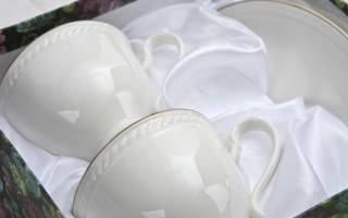 Komplet 2 filiżanek 220 ml + spodki Dominica