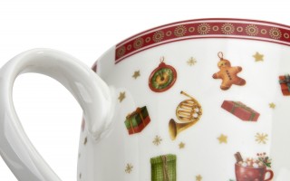 Kubek porcelanowy 460 ml Christmas Gifts w koszyczku