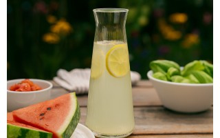 Karafka szklana 1 L Lyra prążek