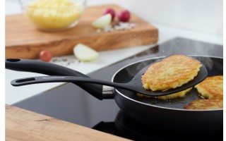 Łopatka ażurowa 31 cm Feniks do przewracania