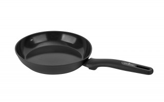 Patelnia tradycyjna 28 cm Stiga na indukcję