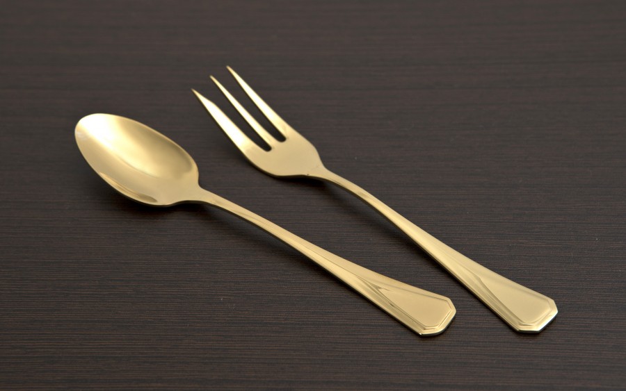 Komplet sztućów dla 12 osób 72 el. Titanium Gold 3 w kasecie