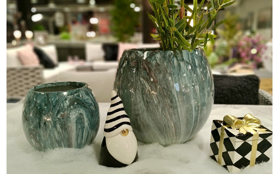 Figurka świąteczna Skrzat 18 cm czarno biały