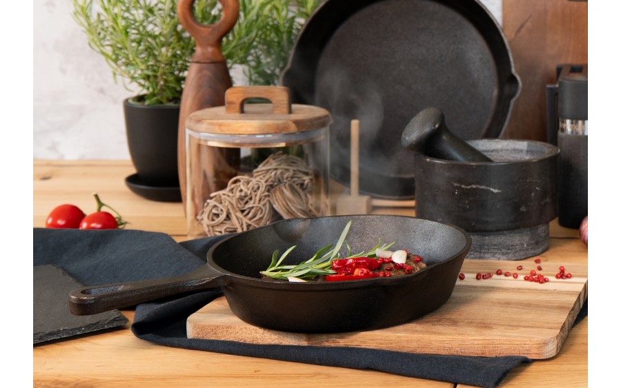 Patelnia żeliwna 20 cm Iron AMBITION