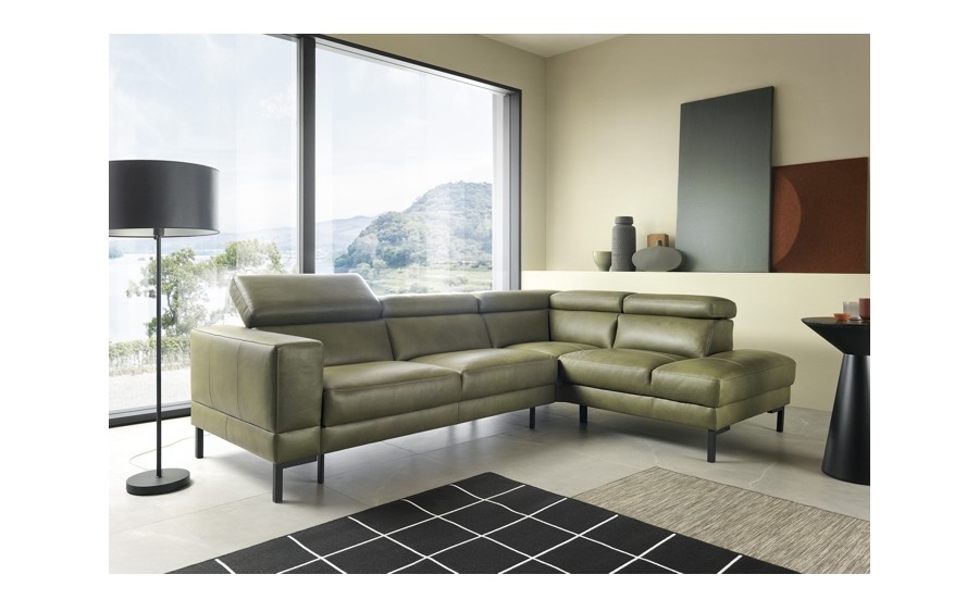 Narożnik Nayomi z wysuwanym siedziskiem i otomaną