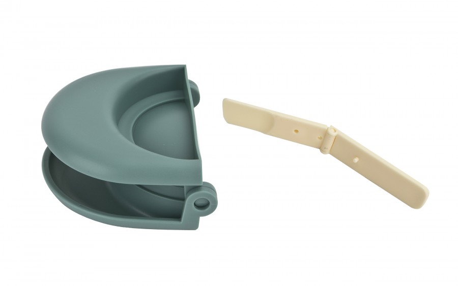 Forma do pierogów z wykrawaczem