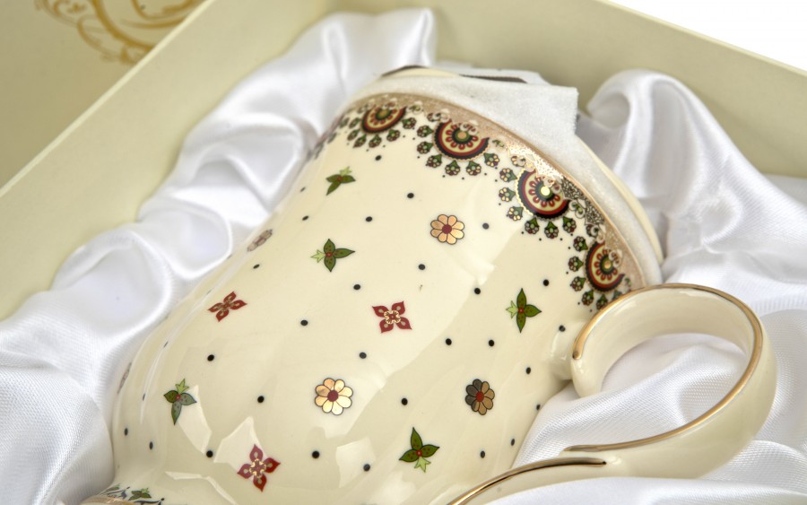 Kubek porcelanowy 450 ml z zaparzaczem Casablanca