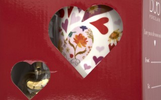 Kubek classic 360 ml z zaparzaczem Różowe Serca