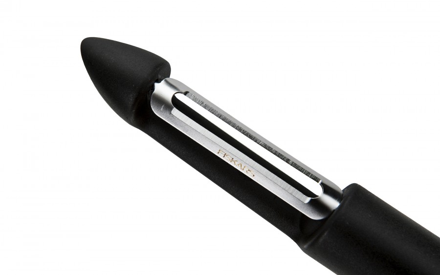 Obieraczka do warzyw i owoców Fiskars FF 1079960