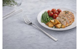 Widelec stołowy Metropole 18/10