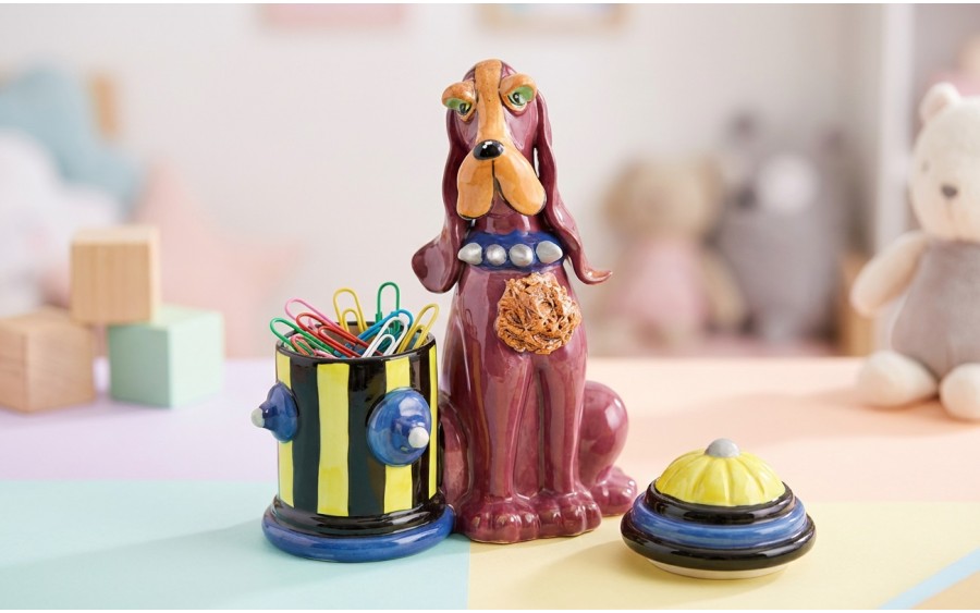 Pojemnik ceramiczny Pies czerwony przy hydrancie