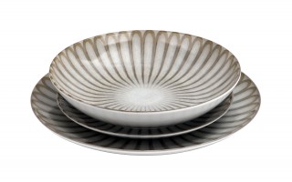 Komplet talerzy dla 6 osób 18 el. Roma/Boss 9228