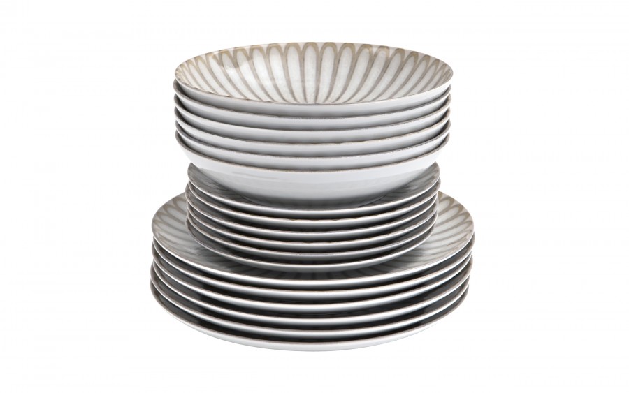 Komplet talerzy dla 6 osób 18 el. Roma/Boss 9228