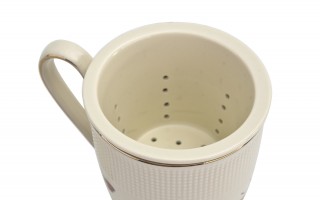 Kubek porcelanowy 400 ml z zaparzaczem Motylki
