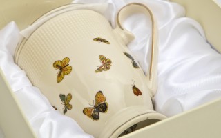 Kubek porcelanowy 400 ml z zaparzaczem Motylki