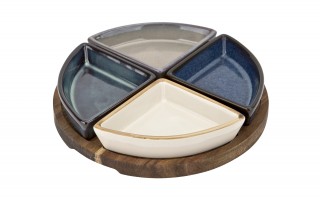 Zestaw 4 miseczek z deską do serwowania 5 el. 7402
