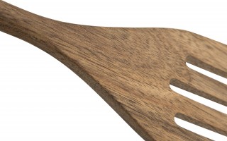 Łopatka drewniana Akacja z otworami 30cm.